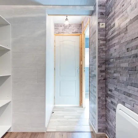 Le Petit By Interhome Chalet