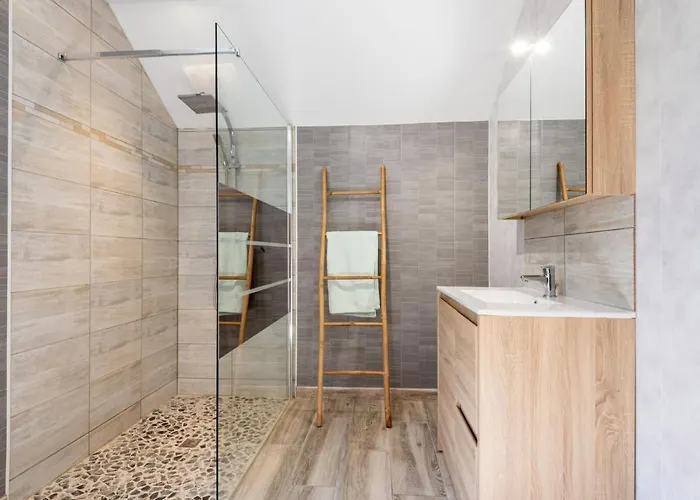 Le Petit By Interhome * La Haye-d'Ectot